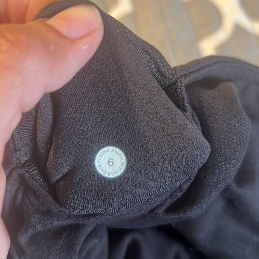 Lululemon leggings - Picture 4 of 4